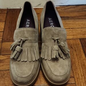 AEROSOLES Beige Suede Loafers with Tassels